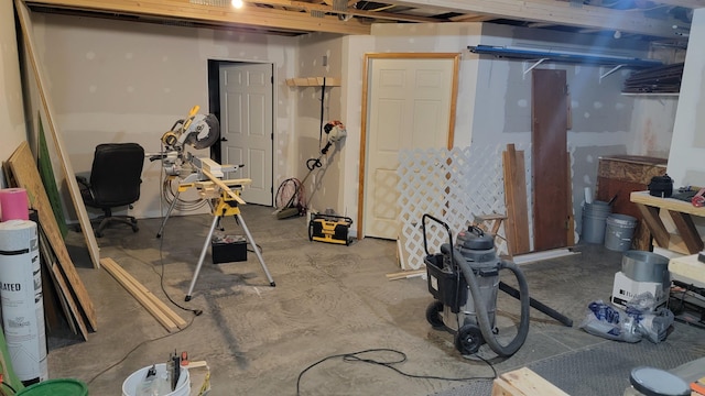 102 10th Ave, Belle Fourche, SD 57717 - view of unfinished below grade area
