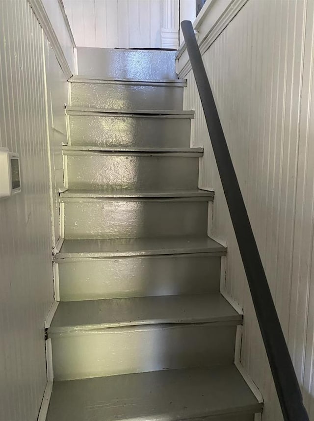 121 S Stone St, Lead, SD 57754 - view of staircase