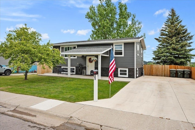 2307 Colorado Dr, Sturgis, SD 57785 - split foyer home featuring stone siding