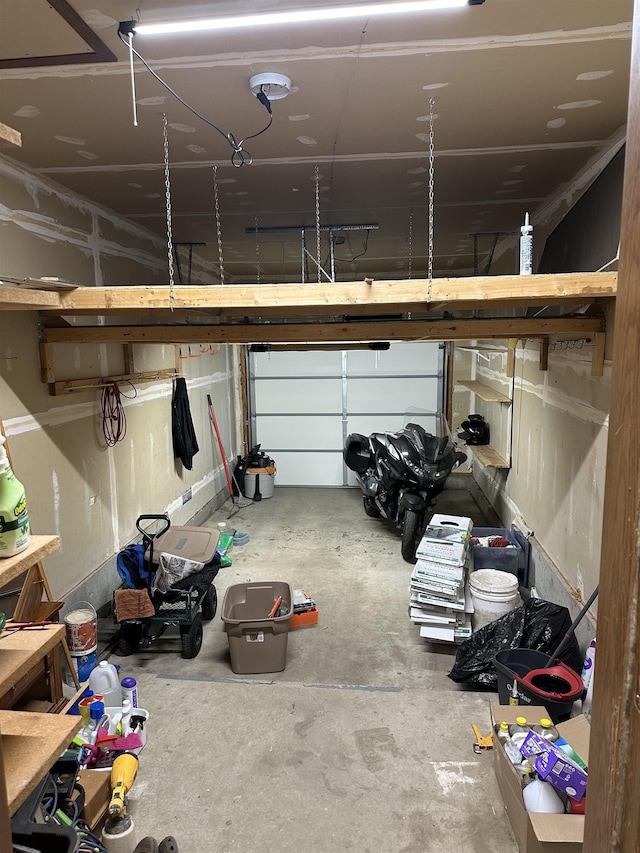 13B Statesboro Dr, Belle Fourche, SD 57717 - view of garage