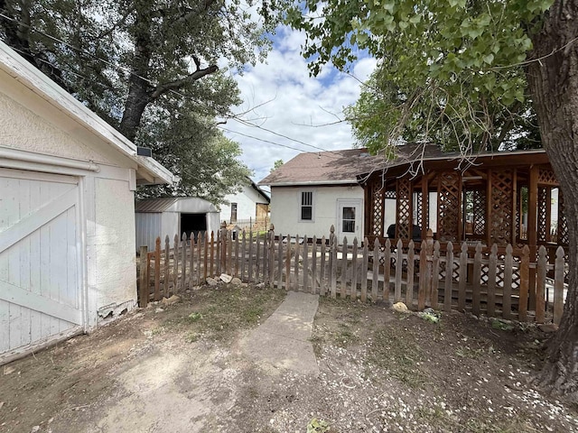304 6th Ave, Edgemont, SD 57735 - view of yard