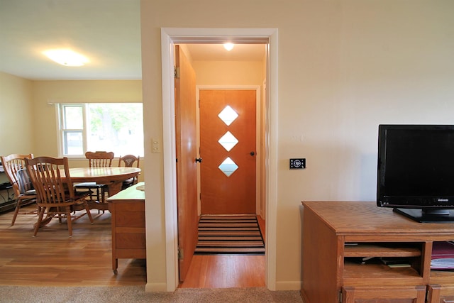 1033 Boulevard St, Sturgis, SD 57785 - entrance foyer featuring light wood finished floors and baseboards