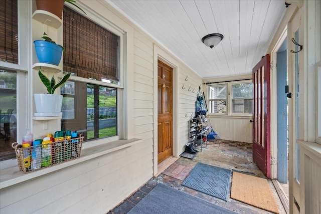 824 W Mcclellan St, Lead, SD 57754 - view of exterior entry featuring a porch