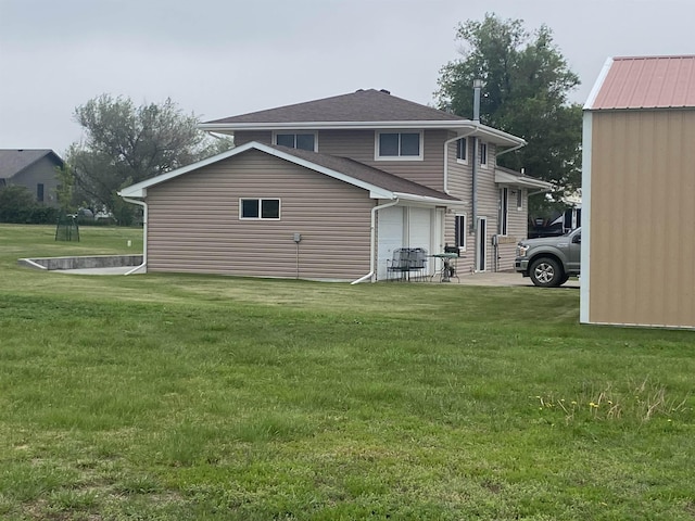 603 E 1st St, Buffalo, SD 57720 - back of property featuring a lawn