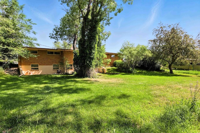 4103 W Main St, Rapid City, SD 57702 - view of green lawn