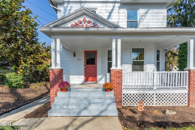 view of front of property with covered porch