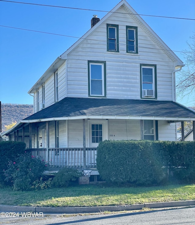 view of front facade with covered porch