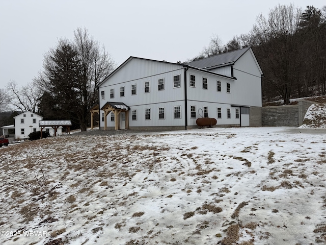 view of front of house