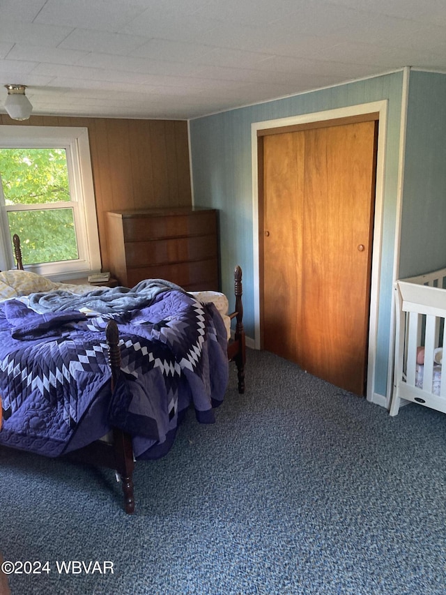 bedroom featuring carpet flooring