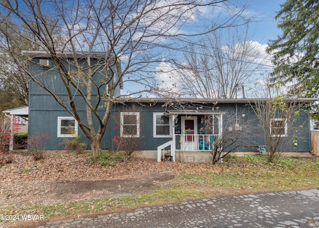 view of front of house