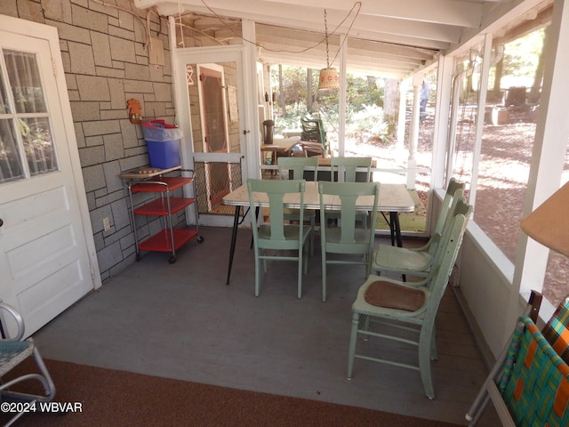 view of sunroom / solarium