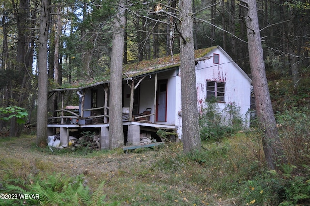 view of front facade