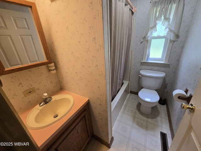 4316 Pine Mountain Rd, Jersey Shore, PA 17740 - full bath featuring toilet, vanity, shower / tub combo with curtain, and tile patterned floors