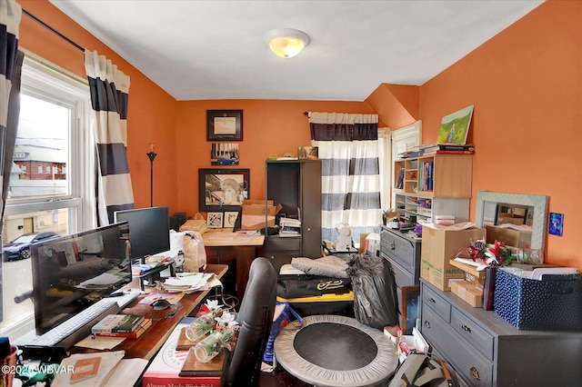 679 2nd Ave, Williamsport, PA 17701 - view of office area