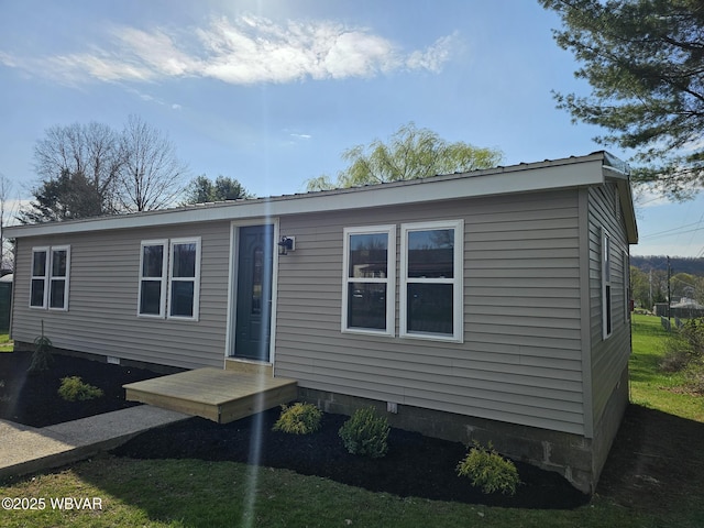 353 Louise Ave, Montgomery, PA 17752 - manufactured / mobile home with crawl space