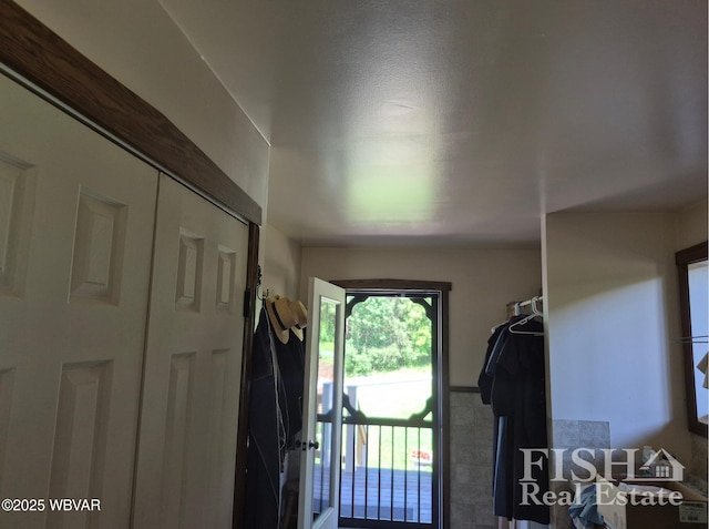 3178 W Winter Rd, Loganton, PA 17747 - view of entryway