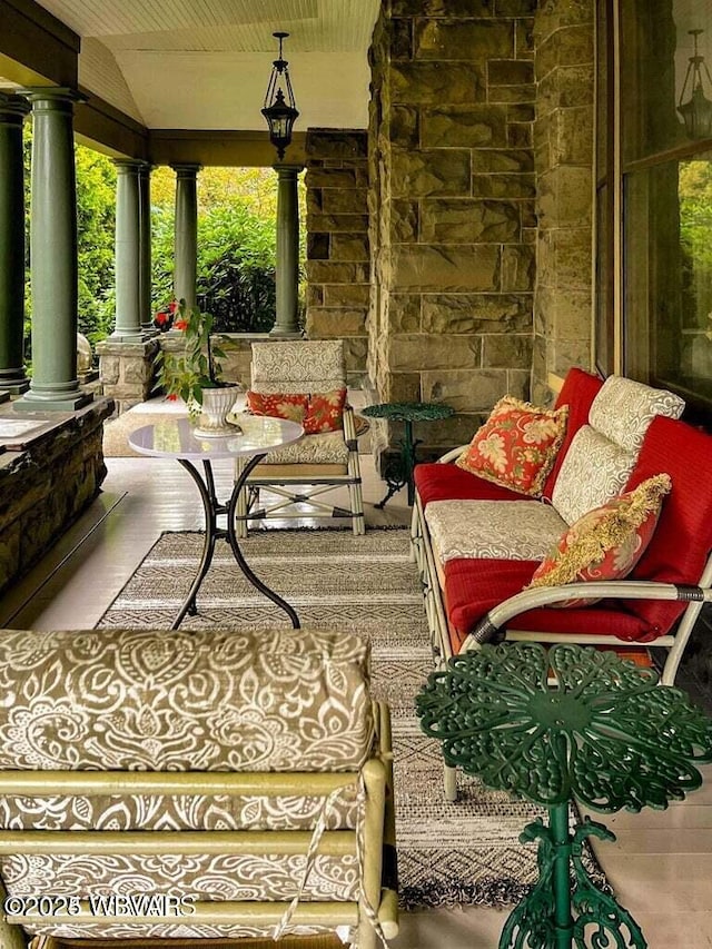 view of patio / terrace with covered porch