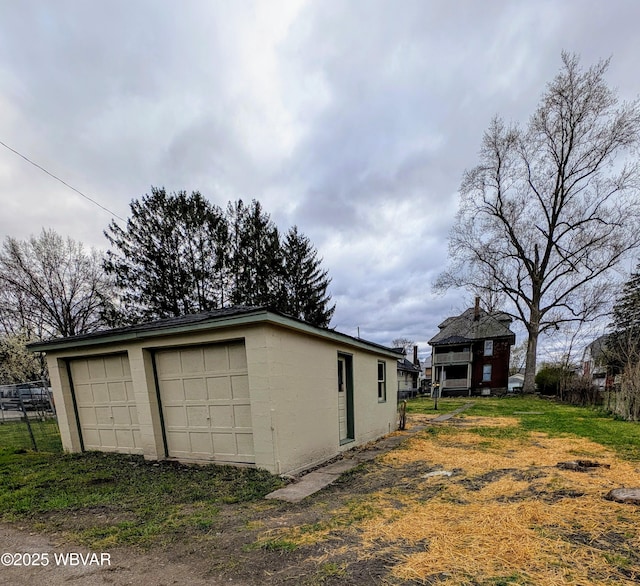 665 5th Ave, Williamsport, PA 17701 - view of detached garage