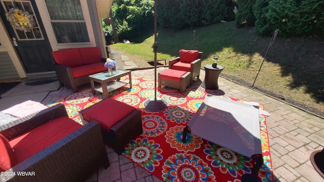 view of patio featuring an outdoor hangout area