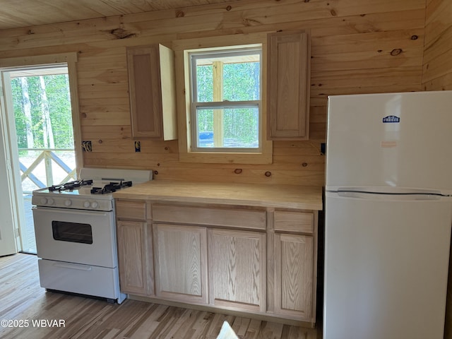 978 Mount Tom Ln, Wellsboro, PA 16901 - photo 7