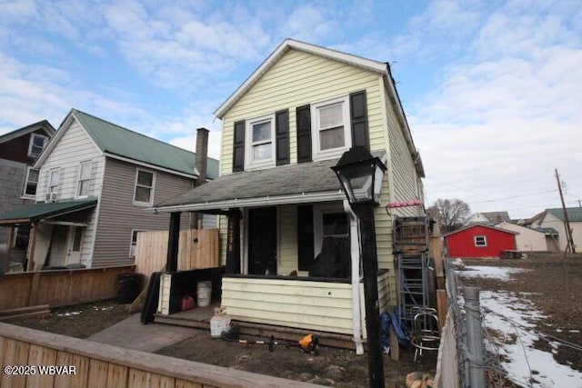 view of front of home