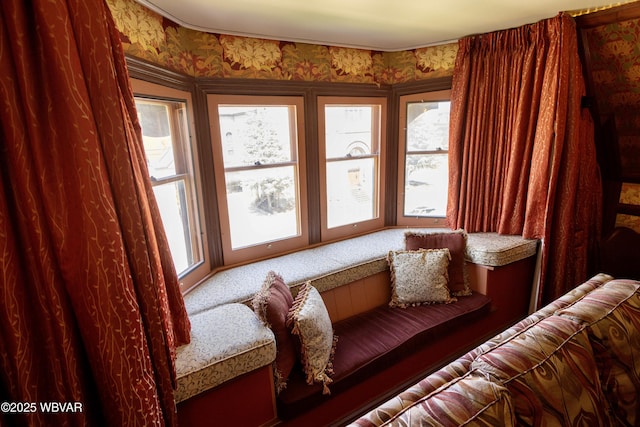 sitting room featuring carpet