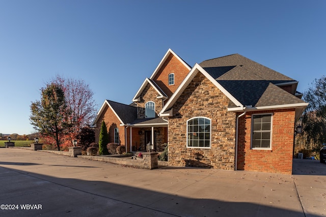 view of front of home