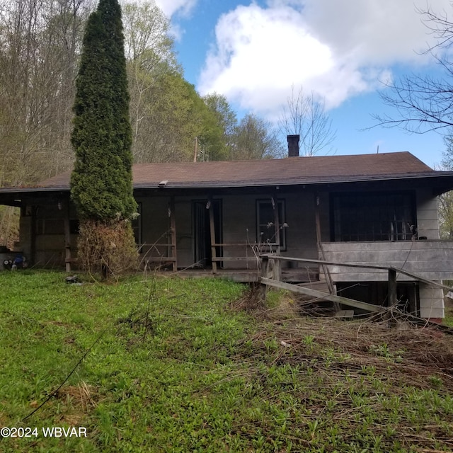 view of front of property