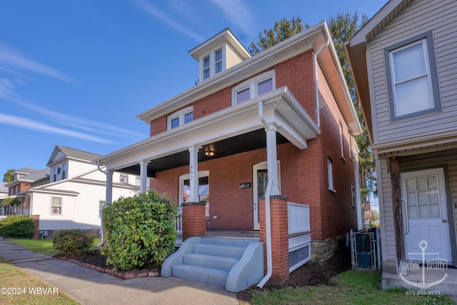 view of front of home featuring a porch