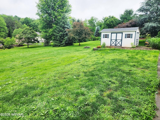 59 Keyser Cir, Williamsport, PA 17701 - view of green lawn with a shed