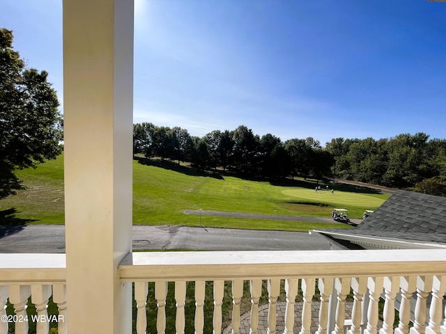 159 Harveys Ln, Milton, PA 17847 - view of grassy yard with golf course view, a balcony, and view of scattered trees