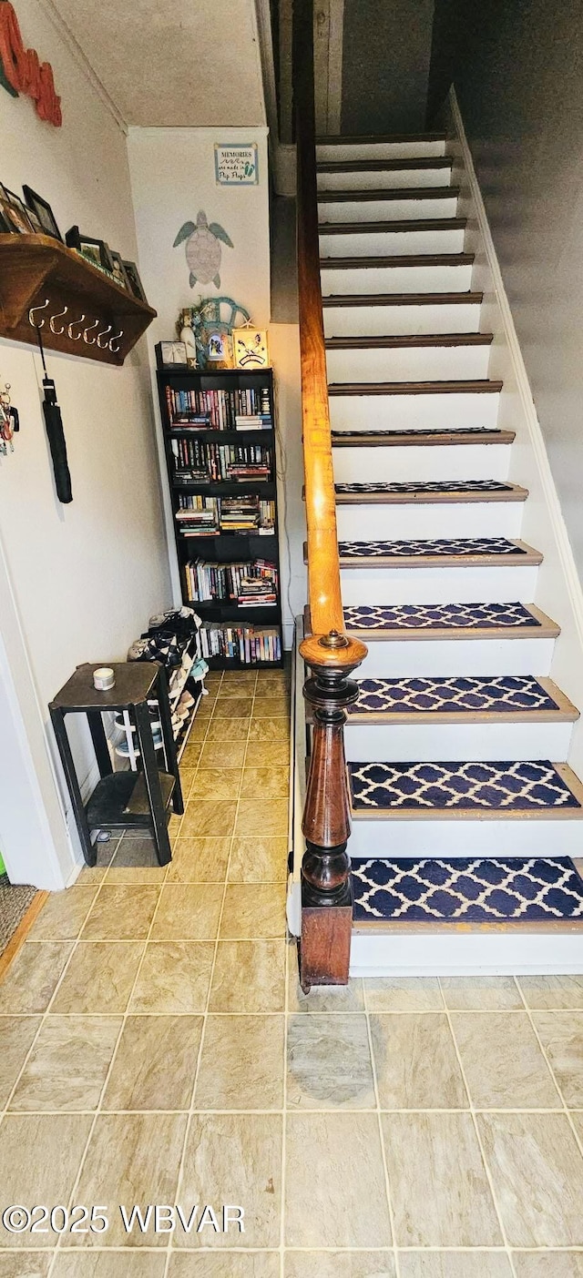 103 Lower Market St, Milton, PA 17847 - view of staircase