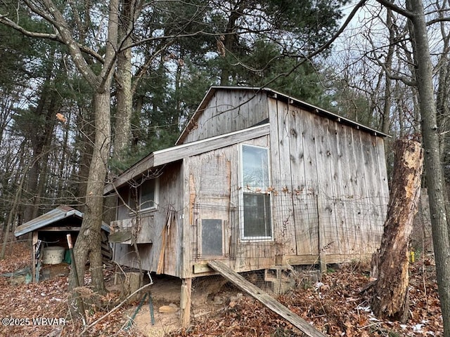 view of outdoor structure