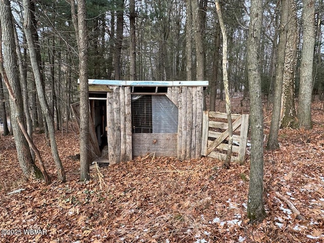 view of outbuilding with an outbuilding