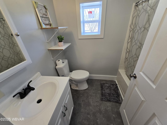 full bathroom featuring vanity, toilet, and shower / bath combo