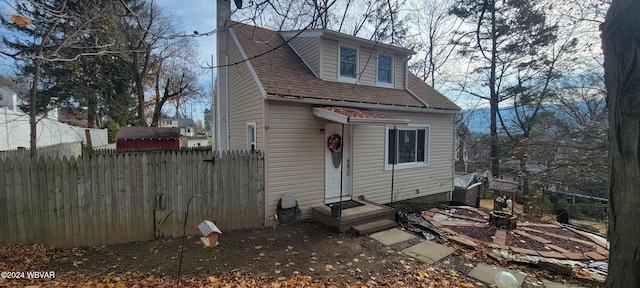 view of front of home