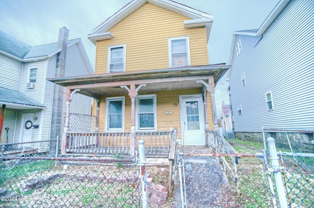 view of front facade with covered porch