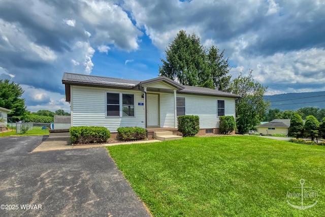 25 Arch St, Lock Haven, PA 17745 - photo 1