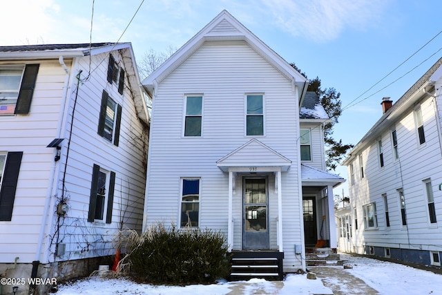 view of front facade