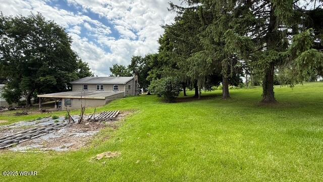 19 Lime Bluff Rd, Hughesville, PA 17737 - view of grassy yard