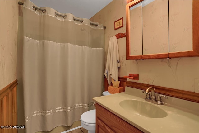 6553 Jacks Hollow Rd, Williamsport, PA 17702 - bathroom featuring toilet, a shower with curtain, and vanity