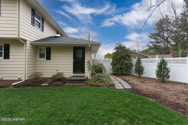 2528 N Hills Dr, Williamsport, PA 17701 - exterior space with fence