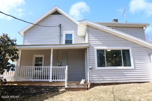 view of front of property with a porch