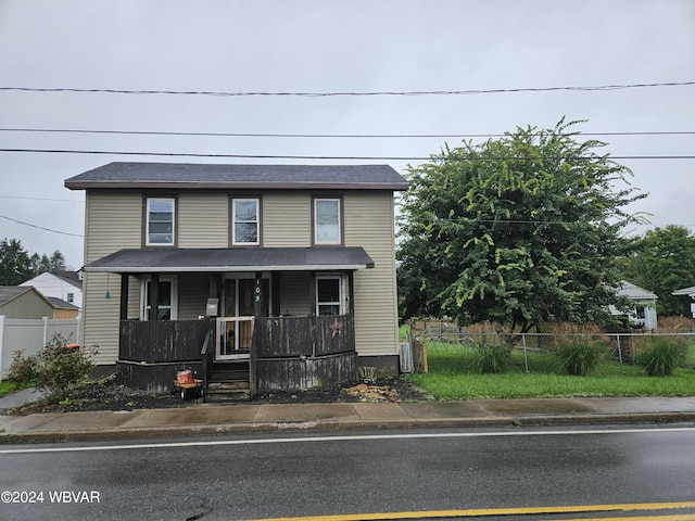 view of front of house featuring a porch