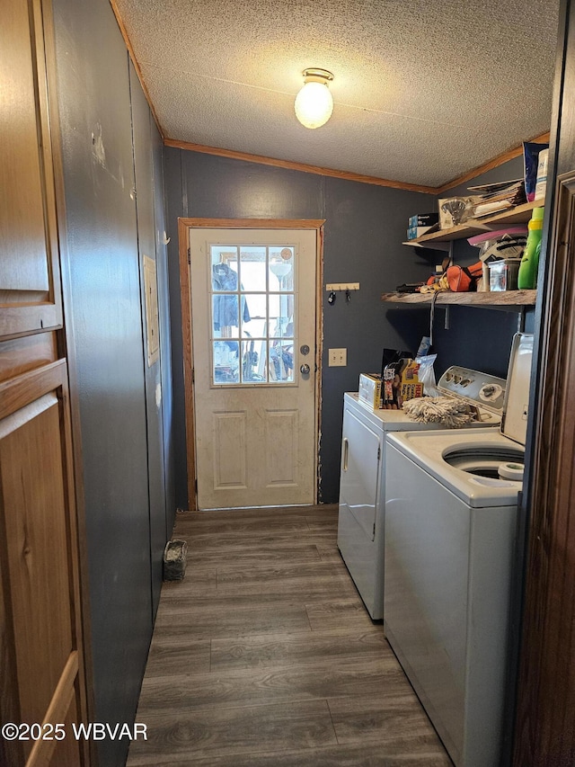 93 Woodside Rd, Danville, PA 17821 - laundry area featuring washer and dryer, crown molding, dark wood-style floors, and a textured ceiling
