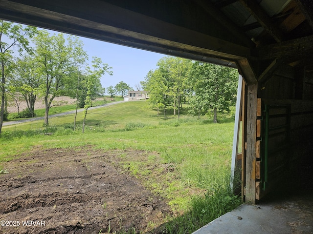 93 Woodside Rd, Danville, PA 17821 - view of yard