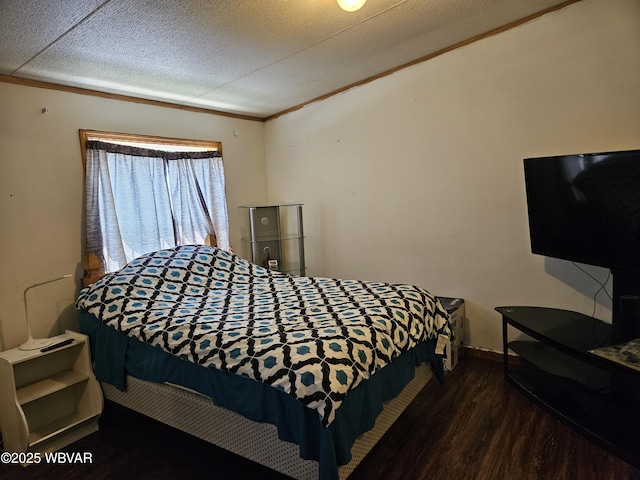 93 Woodside Rd, Danville, PA 17821 - bedroom with wood finished floors, crown molding, and baseboards