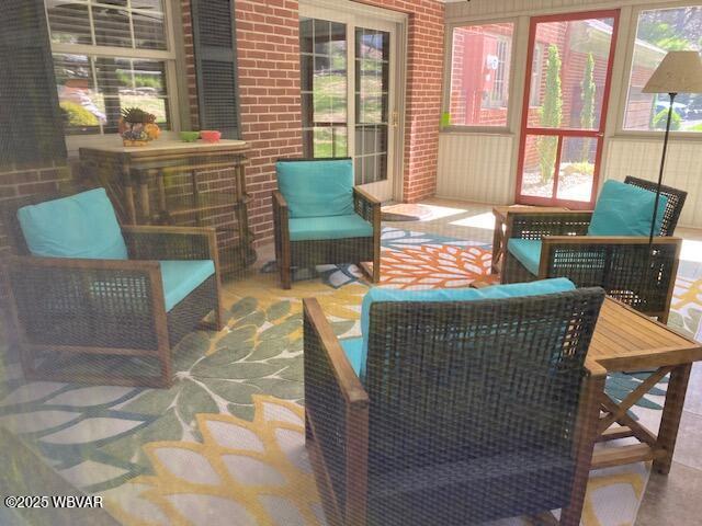 1550 Campbell St, Williamsport, PA 17701 - sunroom / solarium with plenty of natural light