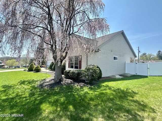 2035 Woodland Rd, Montoursville, PA 17754 - view of side of property with a gate