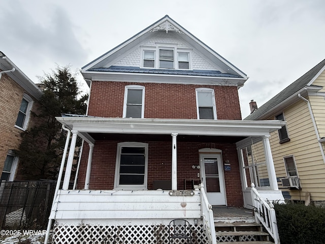 view of front of house featuring covered porch